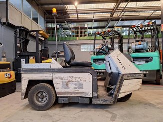 Tractor de remolque Spykstaal 306