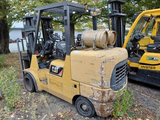 Carretilla contrapesada de 4 ruedas Caterpillar GC55K