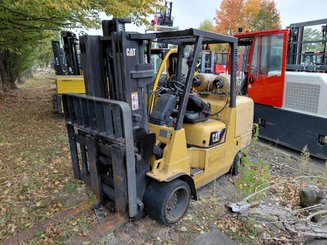 Carretilla contrapesada de 4 ruedas Caterpillar GC55K
