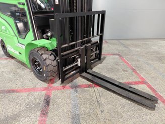 Carretilla contrapesada de 4 ruedas Hangcha XC25i-2 (CPD25-XCY2-SI) 