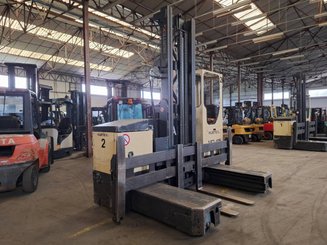 Carretilla multidireccional carga lateral Hubtex MD45