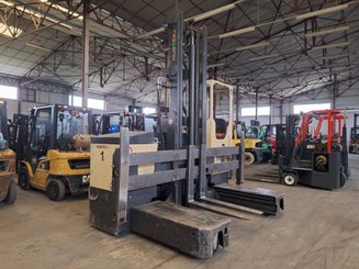 Carretilla multidireccional carga lateral Hubtex MD45
