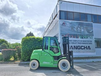 Carretilla contrapesada de 4 ruedas Hangcha XC70i (CPD70-XCY2-SI)