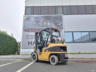 Carretilla contrapesada de 4 ruedas Caterpillar GP25N