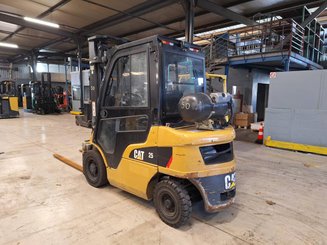 Carretilla contrapesada de 4 ruedas Caterpillar GP25NTD