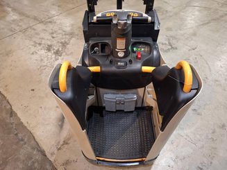 Apilador con plataforma Crown DT3040 - 12