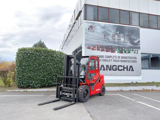 Carretilla contrapesada de 4 ruedas Hangcha XF50D-2 (CPCD50-X2XH8F) - 1