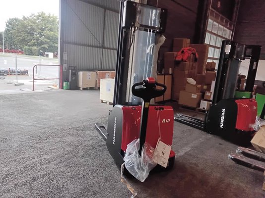 Apilador con conductor acompañante Hangcha CDD12-AC2-L - 1
