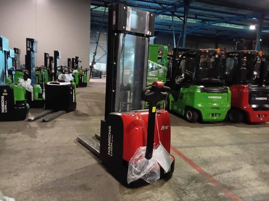 Apilador con conductor acompañante Hangcha CDD16-AC2-L  - 1