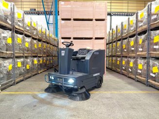 Barredora industrial Hangcha B1350i (JSSD1350-BC6J-I)
