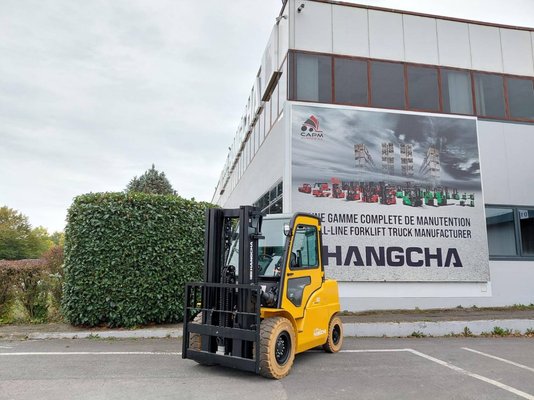 Carretilla contrapesada de 4 ruedas Hangcha XE50i-500 ( CPD50-XEXY2-SI ) - 1