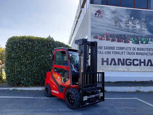 Carretilla contrapesada de 4 ruedas Hangcha XF35D-2 (CPCD35-X2H7F1) - 1