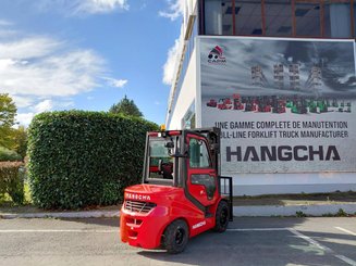 Carretilla contrapesada de 4 ruedas Hangcha XF35D-2 (CPCD35-X2H7F1)