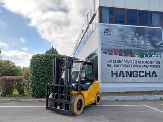 Carretilla contrapesada de 4 ruedas Hangcha XE50i-500 ( CPD50-XEXY2-SI )