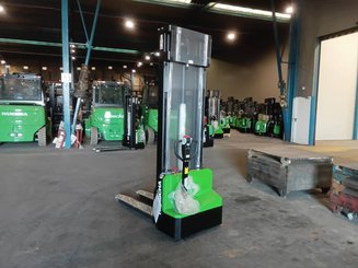 Apilador con conductor acompañante Hangcha CDD12-A2MC2-ISZ