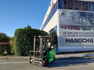 Carretilla contrapesada de 4 ruedas Hangcha AE18i (CPD18-AEY2-I)  - 1