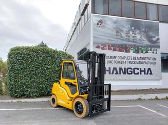 Carretilla contrapesada de 4 ruedas Hangcha XE35i (CPD35-XEY2HA-SI)