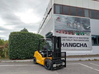 Carretilla eléctrica Hangcha XE40Ci (CPD40-XEXY2-SI) - 1