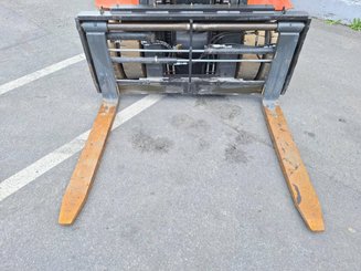 Carretilla contrapesada de 4 ruedas Toyota 8FBMT50