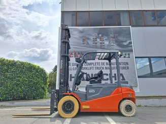 Carretilla contrapesada de 4 ruedas Toyota 8FBMT50