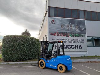 Carretilla contrapesada de 4 ruedas Hangcha XE30i ( CPD30-XEY2HA-SI )