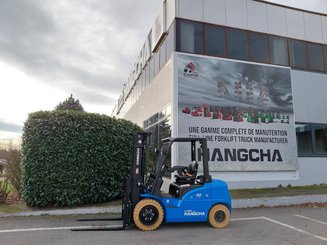 Carretilla contrapesada de 4 ruedas Hangcha XE30i ( CPD30-XEY2HA-SI )