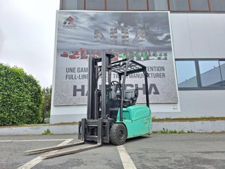 Carretilla contrapesada de 3 ruedas Yale ERP16VT - 1