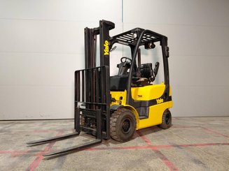 Carretilla contrapesada de 4 ruedas Yale gdp16vx