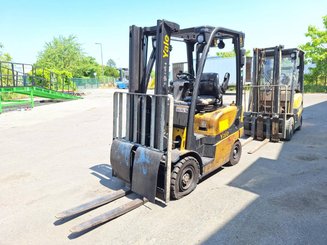 Carretilla contrapesada de 4 ruedas Yale gdp16vx