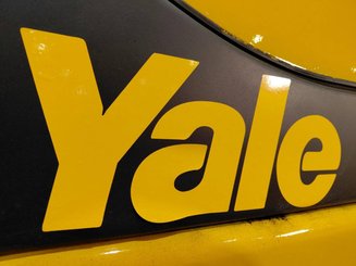 Carretilla contrapesada de 4 ruedas Yale gdp16vx