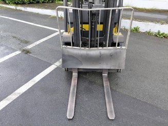 Carretilla contrapesada de 4 ruedas Yale GDP20VX