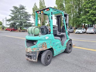 Carretilla contrapesada de 4 ruedas Mitsubishi FG30N - 13