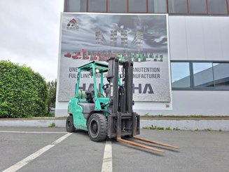 Carretilla contrapesada de 4 ruedas Mitsubishi FG30N - 1