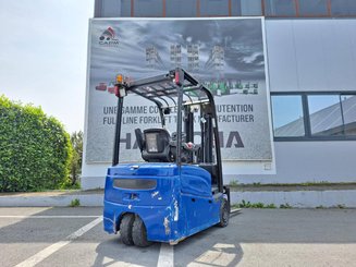 Carretilla contrapesada de 3 ruedas Hyster  J16XNTLWB - 4