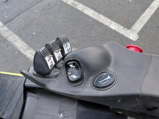 Carretilla contrapesada de 3 ruedas Hyster  J16XNTLWB