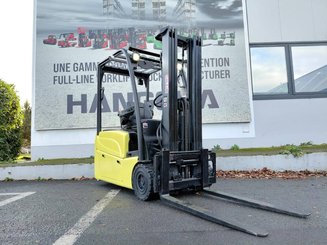 Carretilla contrapesada de 3 ruedas Hyster  J16XNTLWB