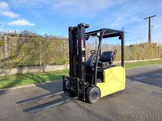Carretilla contrapesada de 3 ruedas Hyster  J16XNTLWB