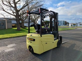 Carretilla contrapesada de 3 ruedas Hyster  J16XNTLWB