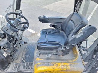 Carretilla contrapesada de 4 ruedas Yale GDP18VX - 9