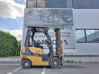 Carretilla contrapesada de 4 ruedas Yale gdp16vx
