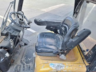 Carretilla contrapesada de 4 ruedas Yale gdp16vx