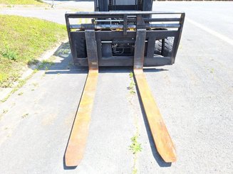 Carretilla contrapesada de 4 ruedas Yale GDP80VX