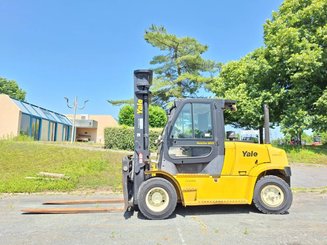 Carretilla contrapesada de 4 ruedas Yale GDP80VX