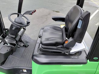 Carretilla contrapesada de 4 ruedas Hangcha AE15i (CPD15-AEY2-I)