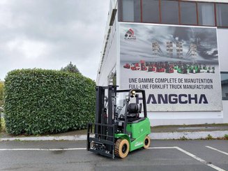 Carretilla contrapesada de 4 ruedas Hangcha AE15i (CPD15-AEY2-I)