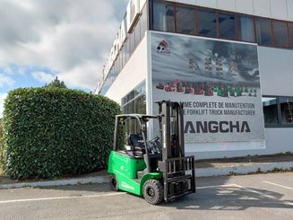 Carretilla contrapesada de 4 ruedas Hangcha AE18i (CPD18-AEY2-I) 