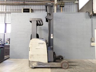 Carretilla retráctil Crown ESR 5260