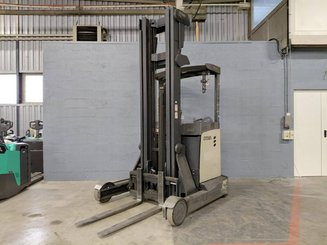 Carretilla retráctil Crown ESR5000