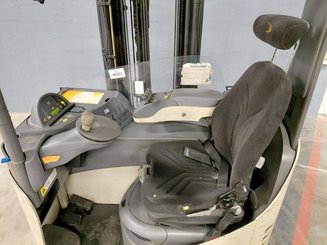 Carretilla retráctil Crown ESR5000