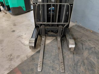 Carretilla retráctil Crown ESR 5260